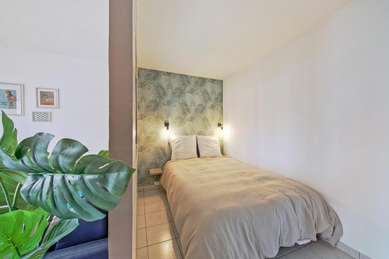Studio Atlantica - Welkeys Montevrain Luaran gambar